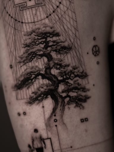 Raven & Forest — Tattoo von Ted Faulmann